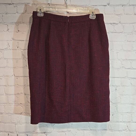 Banana Republic Factory burgundy skirt size 4 - Picture 5 of 8